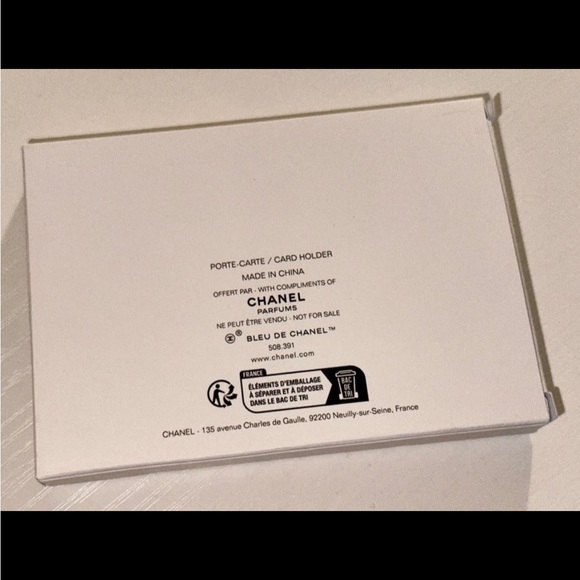 CHANEL GWP Navy Leather Card Holder Nwot - Picture 6 of 8